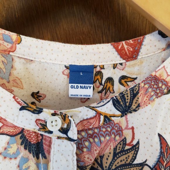 Old Navy Floral Print Top - Picture 3 of 6